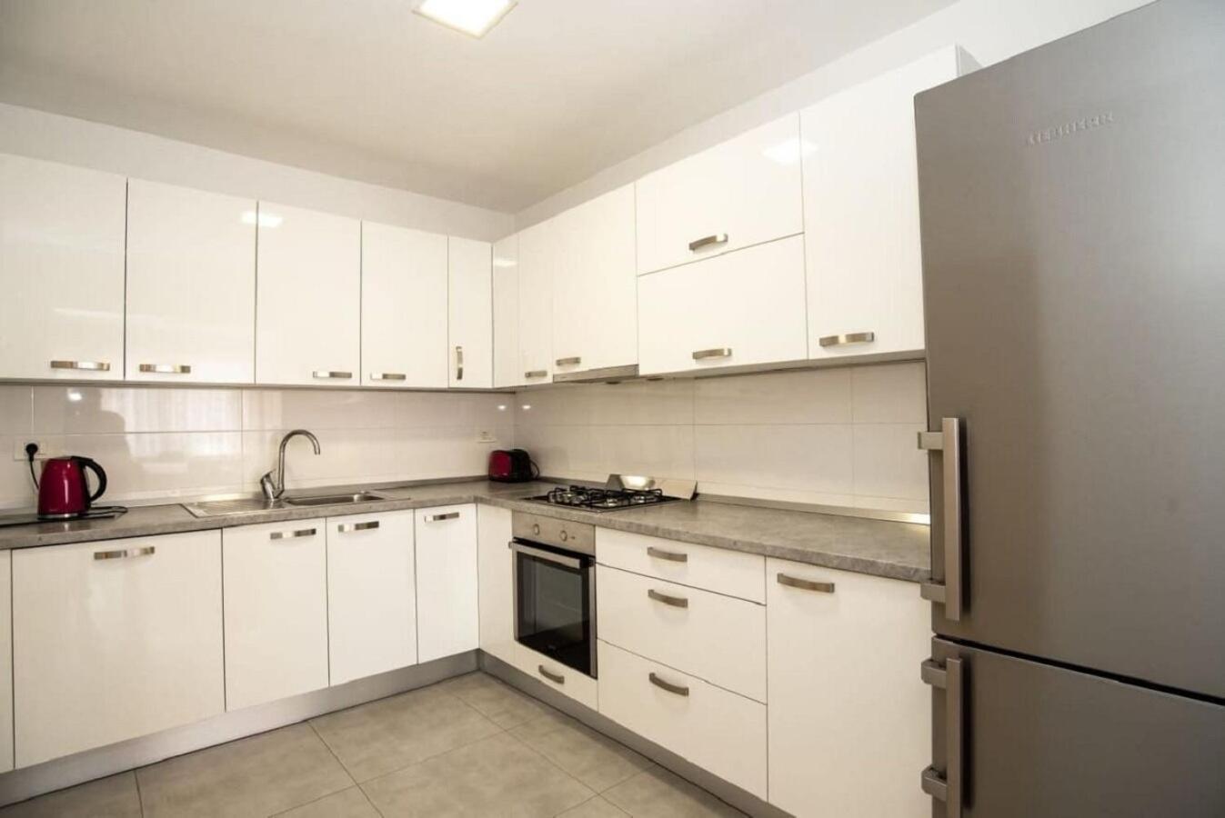Apartments Anđelko Baška Voda Kültér fotó